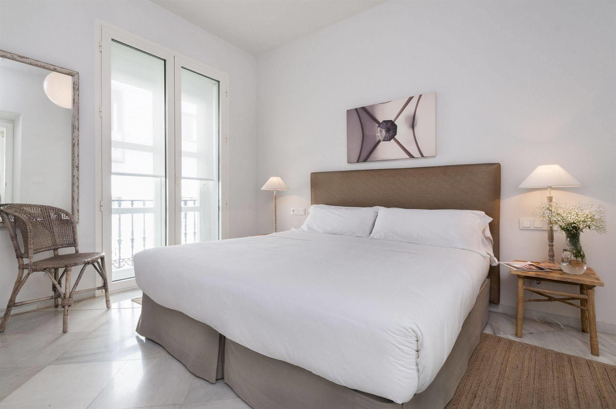 สวีท เซบียา พลาซา Apartment เซบีญา ภายนอก รูปภาพ